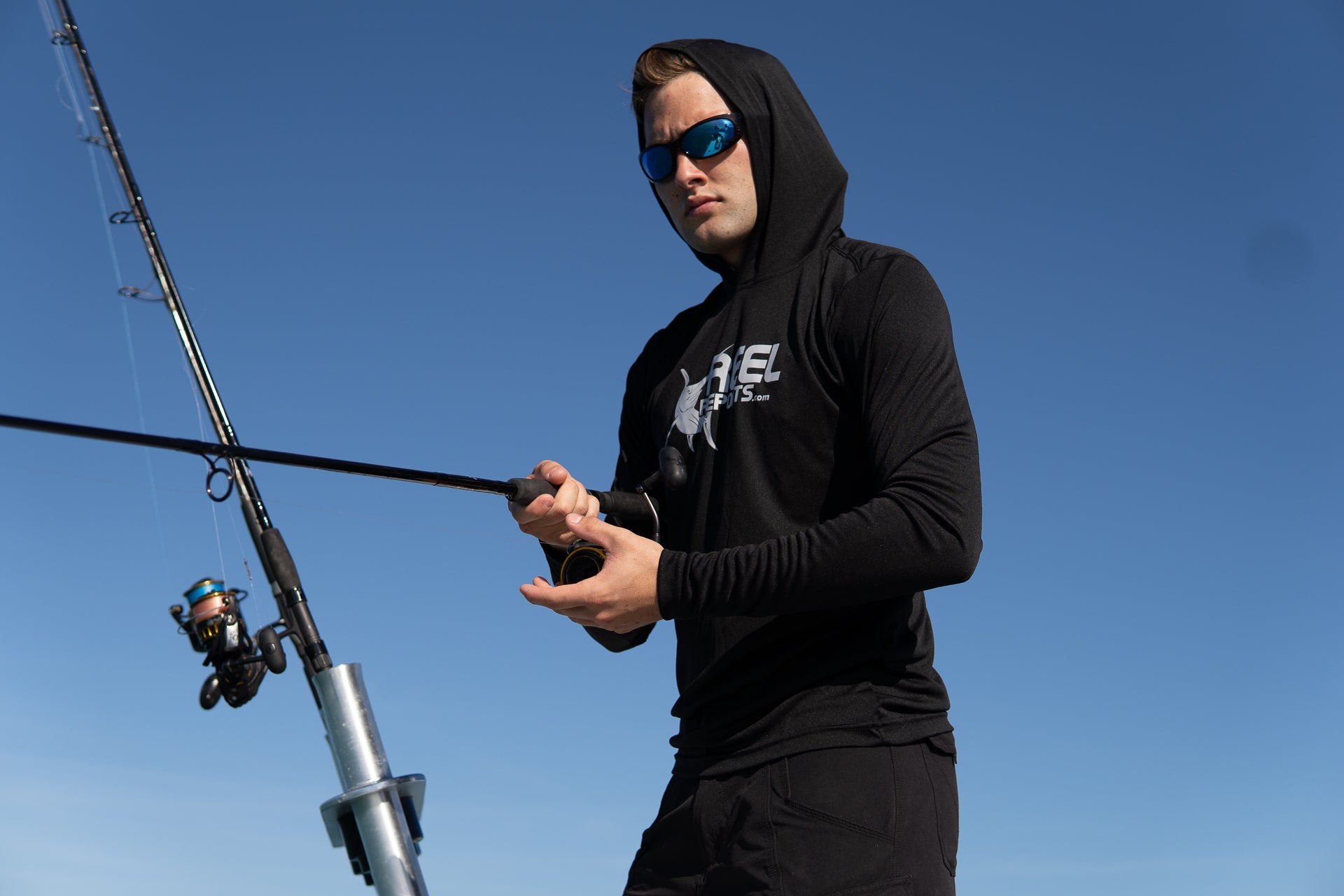 ReelReports PRO Hood